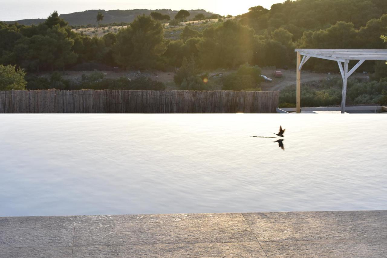 Dreamcatcher Villa: Infinity Pool, Sunset, Seaview *