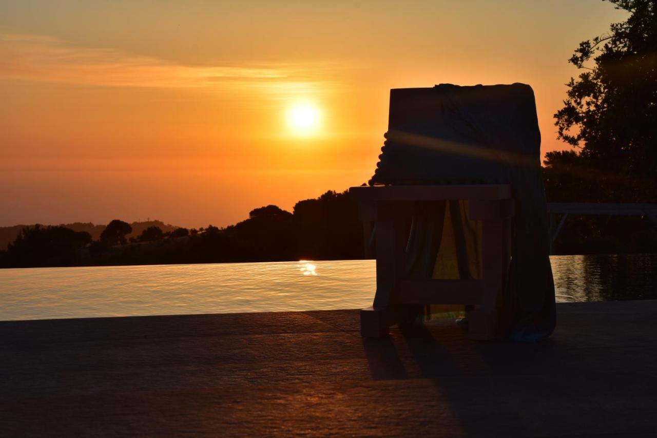 Dreamcatcher Villa: Infinity Pool, Sunset, Seaview Agios Leon